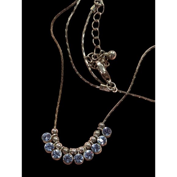 Simple Elegant Blue Gemmed Silver Tone Necklace - Picture 3 of 6